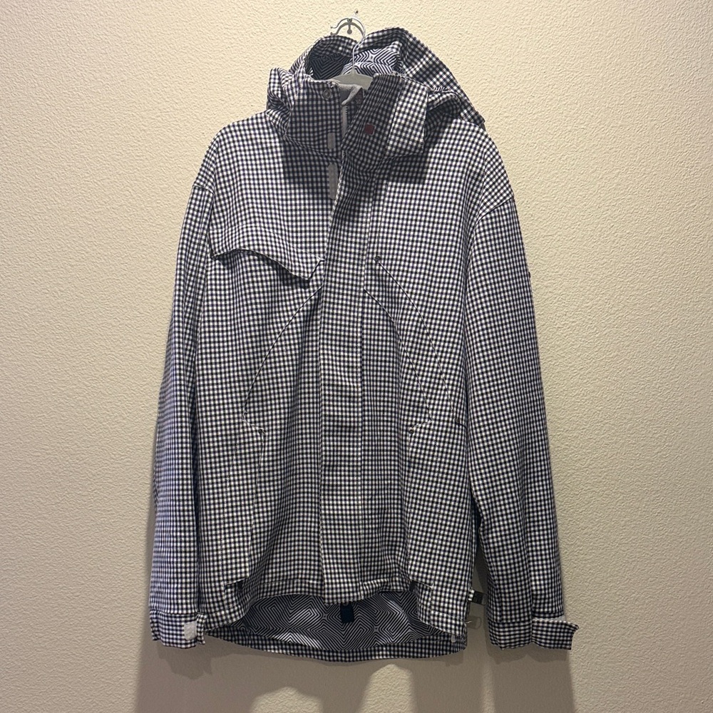 Quiksilver Men's Navy and White Gingham Hooded Snowboard Jacket